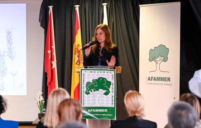 La alcaldesa de Fresno de Torote asegura que cuando la mujer rural emprende gana la sociedad