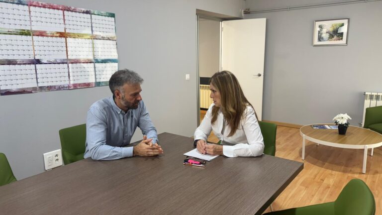 La alcaldesa anuncia que recuperará el tiro al plato y que impulsará actividades deportivas como el tiro con carabina